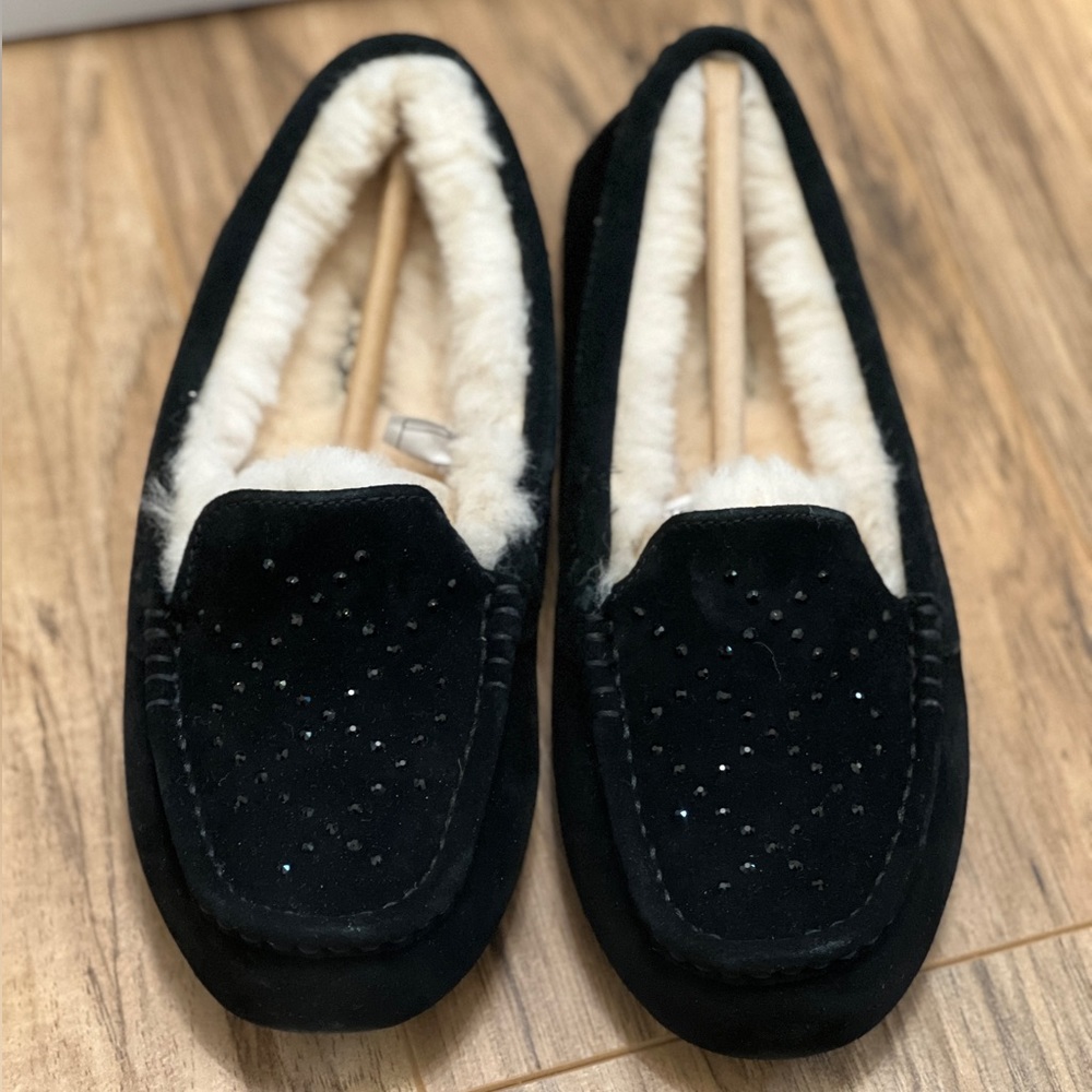 Brand new UGG Ansley Crystal Diamond Slippers